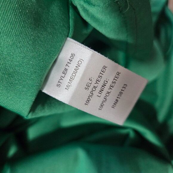 EUC STACCATO SPLIT V NECK SLEEVELESS BELTED SHORT DRESS SZ M - Picture 14 of 16